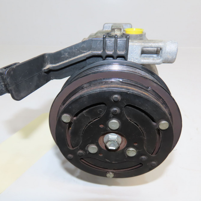 Compresseur air conditionne occasion FORD KA II Phase 1 10-2008->... 1.2i 69ch 2637424 3