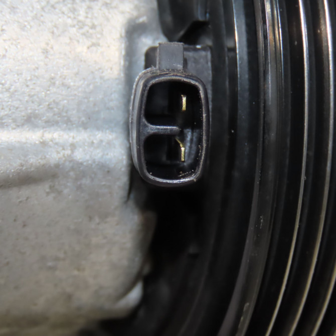 Compresseur air conditionne occasion FORD KA II Phase 1 10-2008->... 1.2i 69ch 2637424 5