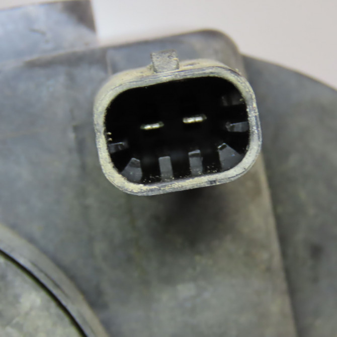 Phare antibrouillard avant gauche occasion OPEL MERIVA I Phase 2 01-2006->09-2010 13262044 3