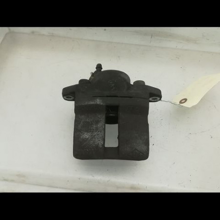 Etrier de frein avant droit occasion RENAULT TWINGO II Phase 1 06-2007->11-2011 1.2i 16v 75ch 7701207959