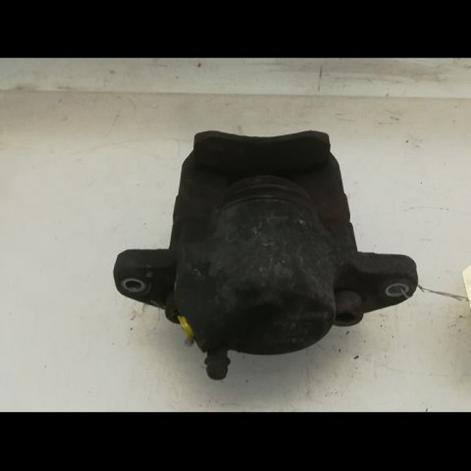 Etrier de frein avant droit occasion RENAULT TWINGO II Phase 1 06-2007->11-2011 1.2i 16v 75ch 7701207959 2