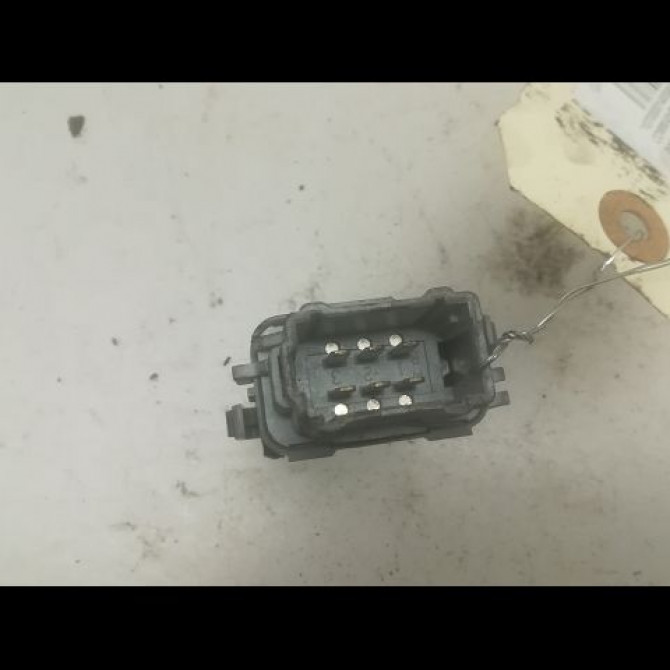 Commande lève-glace porte avant droite occasion RENAULT MEGANE II Phase 1 09-2003->12-2005 1.5 DCI 80ch 8200315013 2