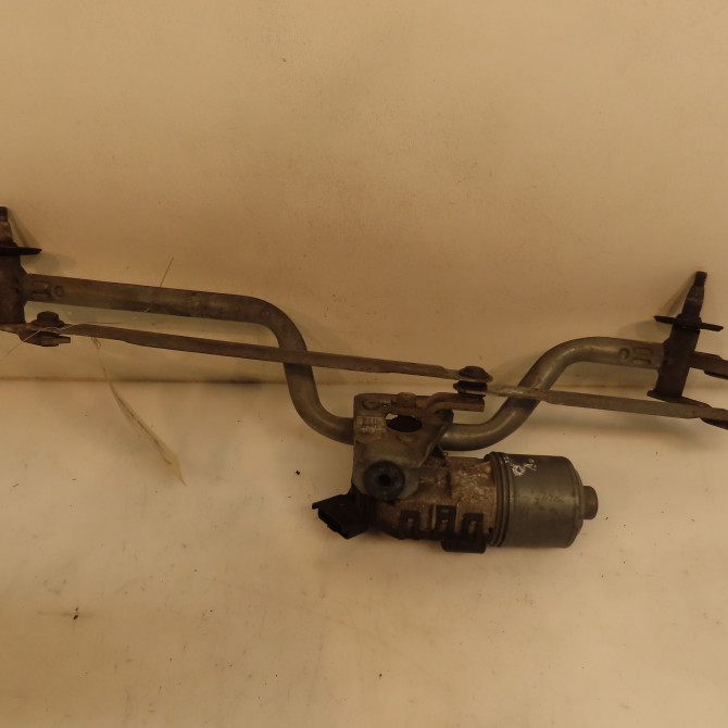 Moteur essuie-glace avant occasion RENAULT CLIO II Phase 1 03-1998->06-2001 1.2 7701207956 2