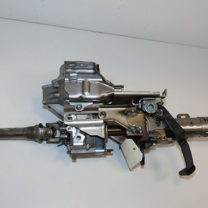 Colonne de direction assistee occasion RENAULT CLIO III Phase 1 09-2005->03-2009 1.2i 16v 75ch 8200937929 2