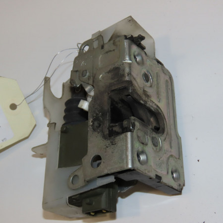 Serrure porte ard occasion RENAULT CLIO CAMPUS II Phase 2 07-2009->12-2012 1.2i 60ch 8200350437