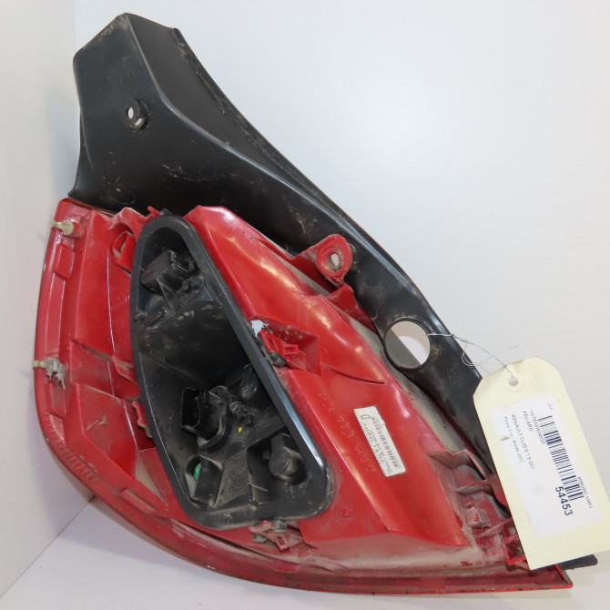 Feu arrière droit occasion RENAULT CLIO III Phase 2 03-2009->12-2014 1.5 DCI 75ch 8200886946 2
