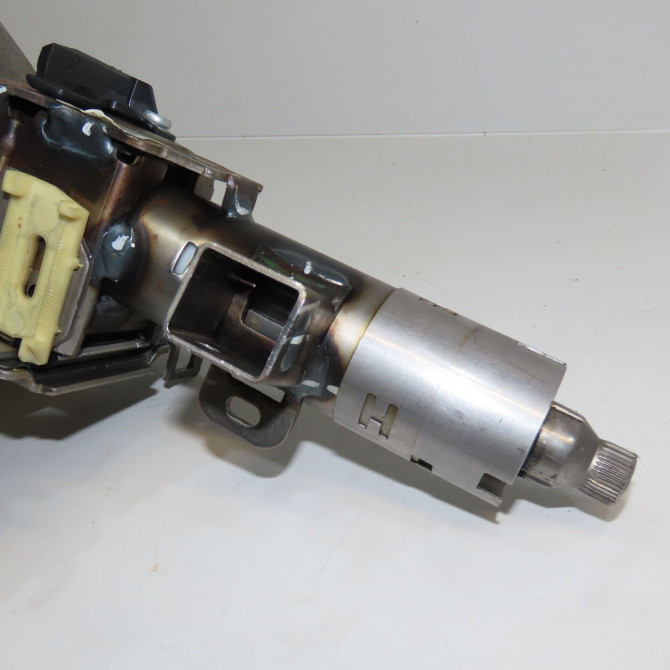 Colonne de direction assistee occasion RENAULT CLIO III Phase 2 03-2009->12-2014 1.2 TCE 16v 100ch 8200937929 3