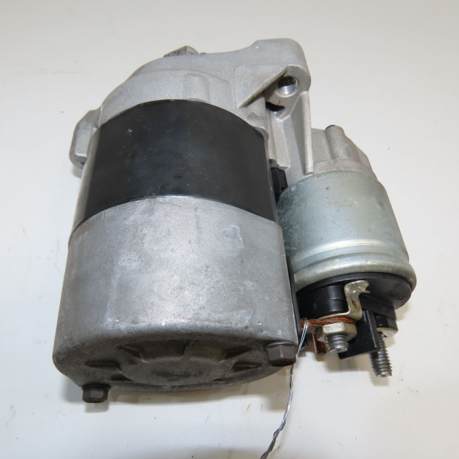 Démarreur occasion RENAULT CLIO CAMPUS II Phase 2 07-2009->12-2012 1.2i 16v 75ch 8200369521 3