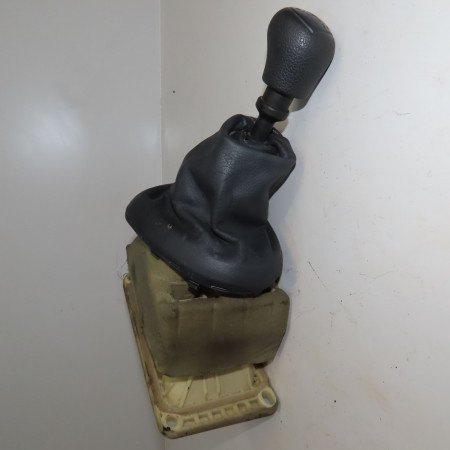 Levier de vitesses occasion RENAULT MEGANE I Phase 2 03-1999->06-2003 1.9 DTI 7701469095