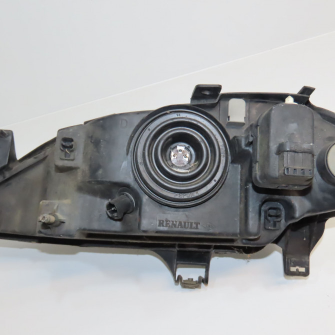 Phare droit occasion RENAULT MEGANE I Phase 2 03-1999->06-2003 1.9 D 260100851R 2