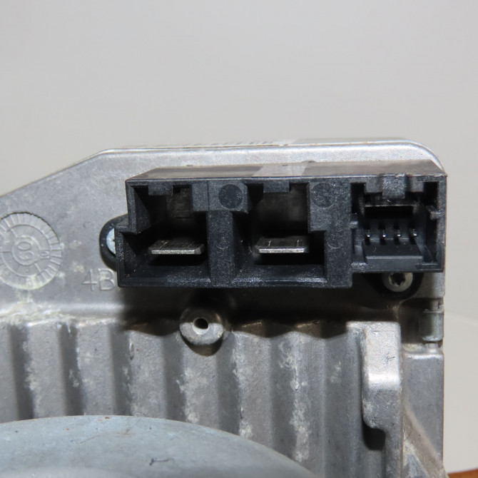 Colonne de direction assistee occasion RENAULT CLIO III Phase 2 03-2009->12-2014 1.2i 16v 75ch 8200937929 3