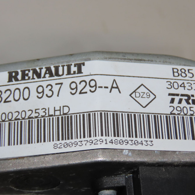 Colonne de direction assistee occasion RENAULT CLIO III Phase 2 03-2009->12-2014 1.2i 16v 75ch 8200937929 4