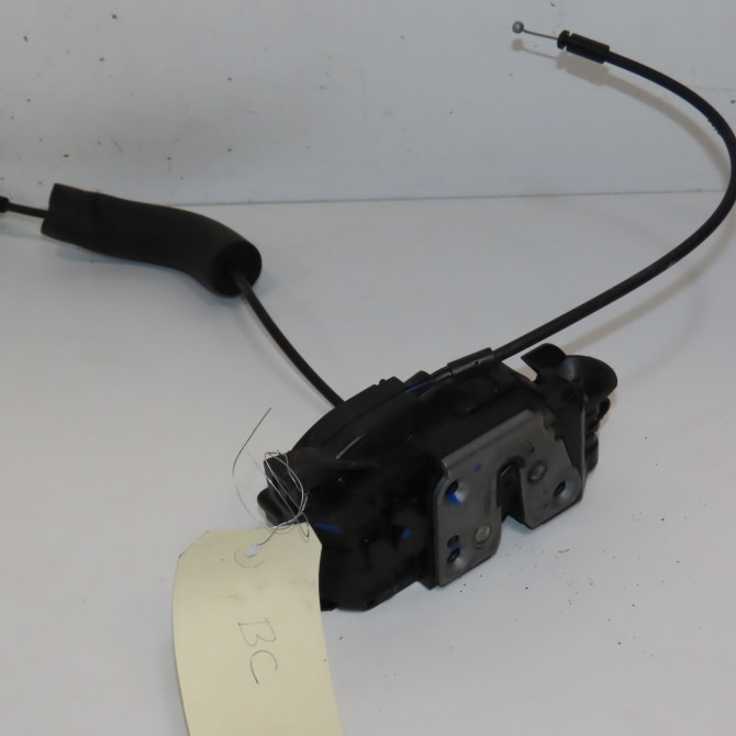 Serrure porte avg occasion RENAULT MEGANE III Phase 1 11-2008->01-2012 1.5 DCI 90ch 805030001R 2