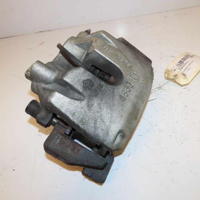 Etrier de frein avant gauche occasion MASERATI LEVANTE 44205583 2