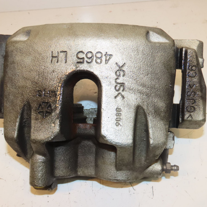 Etrier de frein avant droit occasion MASERATI LEVANTE 44205883 1