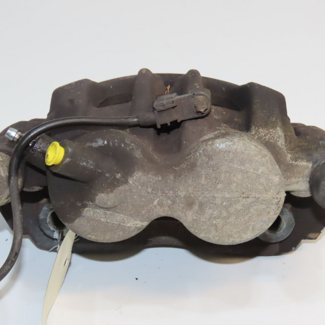 Etrier de frein avant droit occasion MERCEDES SPRINTER II Phase 1 06-2006->... 2.2 CDI 129ch 44205883 3