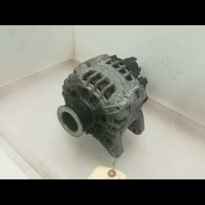 Alternateur occasion RENAULT TWINGO II Phase 2 12-2011->12-2014 1.2i 16v 75ch 8200654541 1