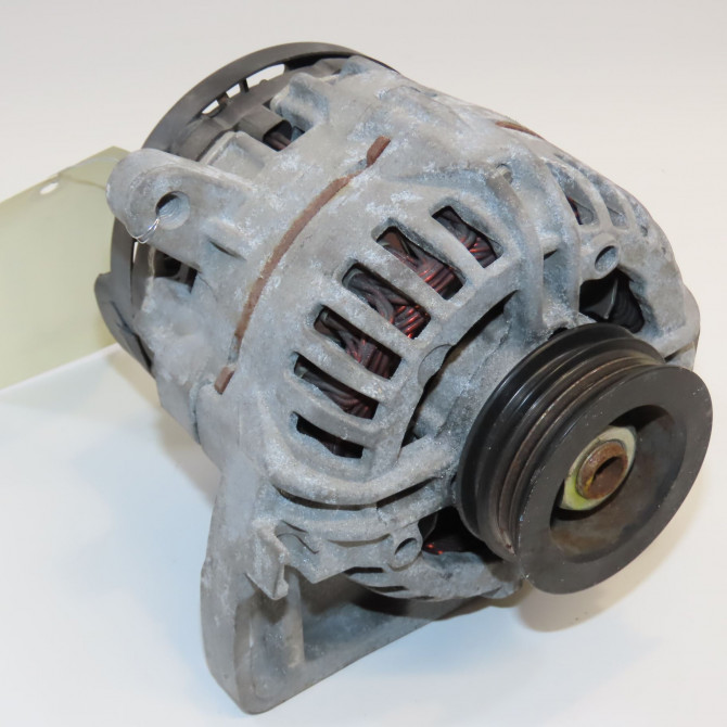 Alternateur occasion RENAULT TWINGO II Phase 2 12-2011->12-2014 1.2i 16v 75ch 8200654541 1