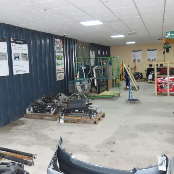 Aile avant droite occasion MINI MINI II Phase 1 09-2006->12-2010 1.6 D 110ch 41355A55B02 6