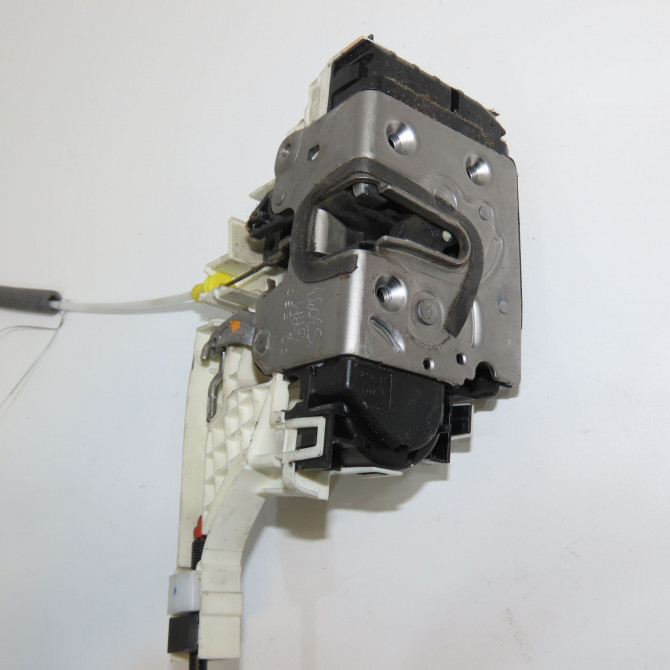 Serrure porte avd occasion MERCEDES SPRINTER II Phase 1 06-2006->... 2.2 CDI 129ch 9067202035 1