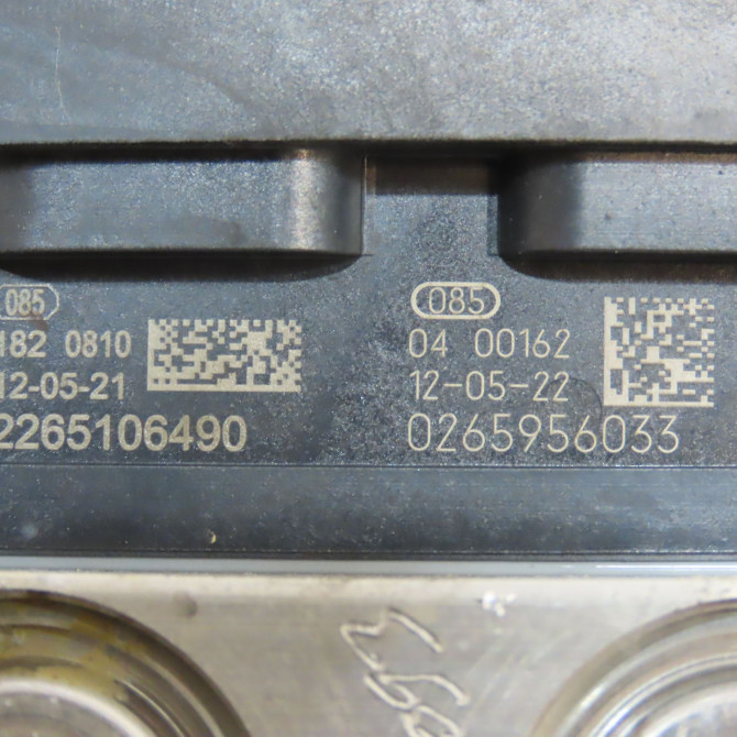 Unité hydraulique ABS occasion MERCEDES SPRINTER II Phase 1 06-2006->... 2.2 CDI 129ch 9069008701 4