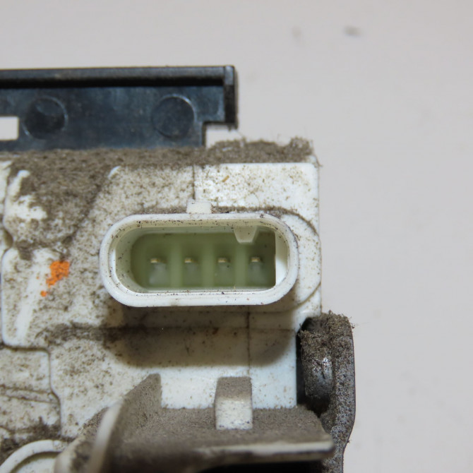 Serrure porte avd occasion MERCEDES SPRINTER II Phase 1 06-2006->... 311 CDI 109ch 9067202035 3