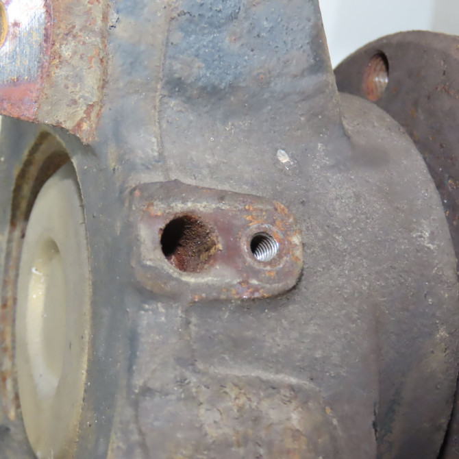 Moyeu avg occasion MERCEDES SPRINTER II Phase 1 06-2006->... 2.2 CDI 129ch 3