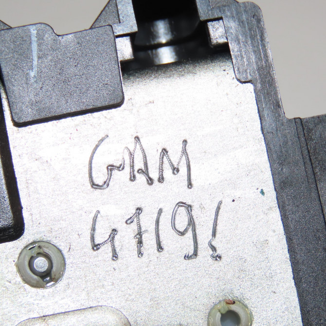 Serrure porte avd occasion  805022622R 7