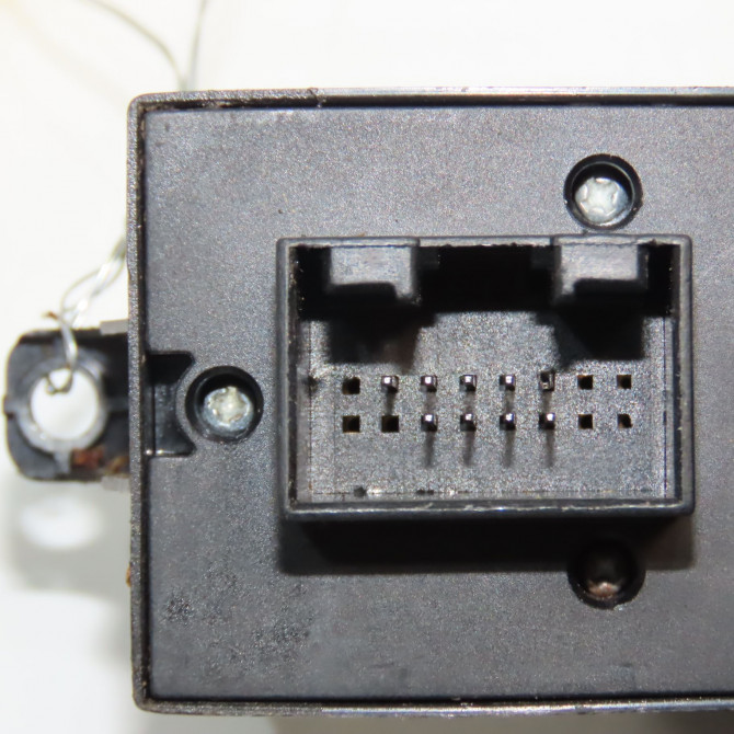 Commande lève-glace porte avant gauche occasion VOLKSWAGEN GOLF IV GOLF IV Phase 1 1998-01-01->2005-06-30 1J3959857B 2