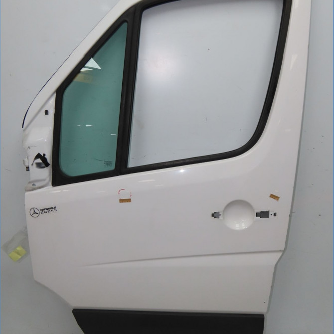 Porte avant gauche occasion MERCEDES SPRINTER II Phase 1 06-2006->... 2.2 CDI 129ch 906720000528 1