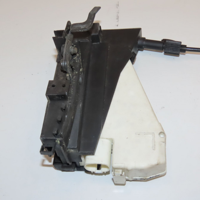 Serrure porte avd occasion VOLKSWAGEN SHARAN I Phase 3 01-2004->09-2010 7M3837016C 2