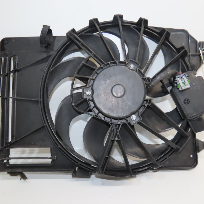 Ventilateur de refroidissement occasion FORD CMAX II Phase 1 09-2010->09-2015 1.6 TDCI 115ch 2269553 2
