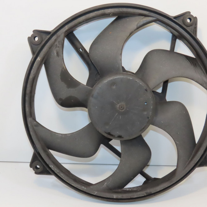 Ventilateur de refroidissement occasion CITROEN XSARA PICASSO Phase 2 02-2004->12-2010 2.0i 136ch 1253C8 1