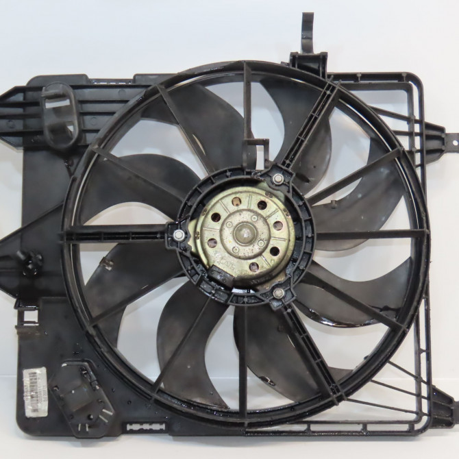 Ventilateur de refroidissement occasion RENAULT CLIO II Phase 2 06-2001->07-2006 1.5 DCI 70ch 7701070294 2