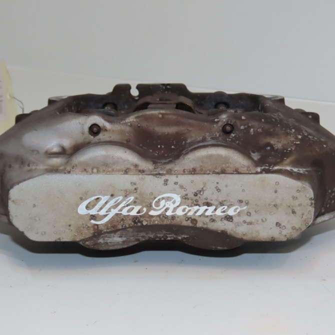 Etrier de frein avant droit occasion ALFA ROMEO 159 Phase 1 04-1995->04-1999 1.9 JTDm 120ch 77364913 2