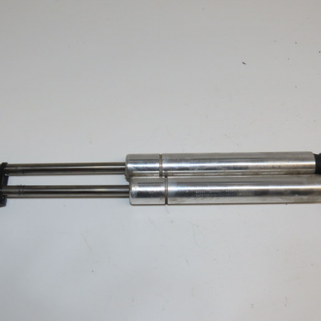 Verin droit coffre arrière occasion VOLKSWAGEN PASSAT IV Phase 2 10-2000->03-2005 1.9 TDI 130ch 3B5827550E