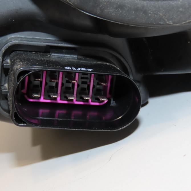 Phare droit occasion VOLKSWAGEN TIGUAN I TIGUAN I Phase 2 2011-04-01->2016-12-31 2.0 TDI 140ch 5N1941006C 4