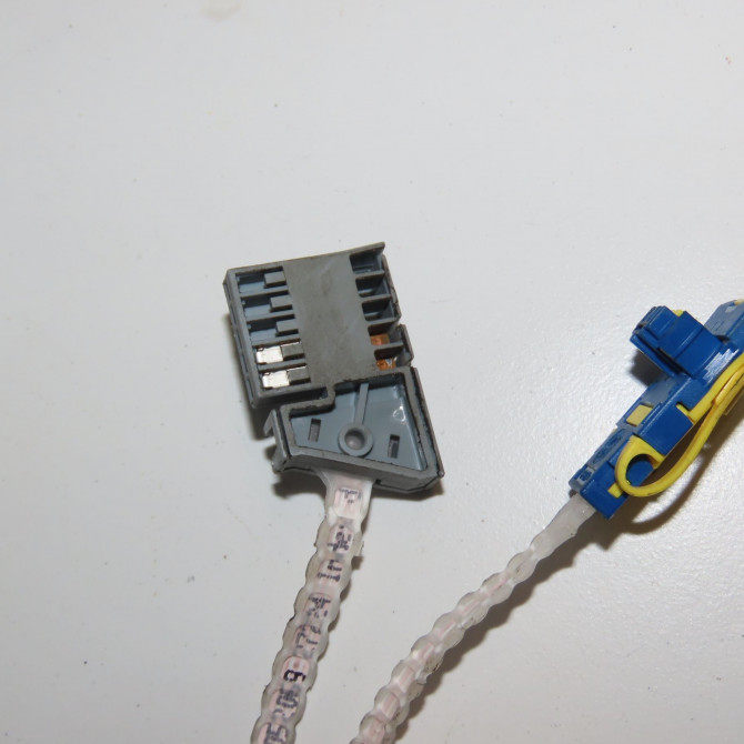 Bloc commodos occasion PEUGEOT 206 + Phase 1 03-2009->05-2013 1.4 HDI 70ch 96787399XT 4