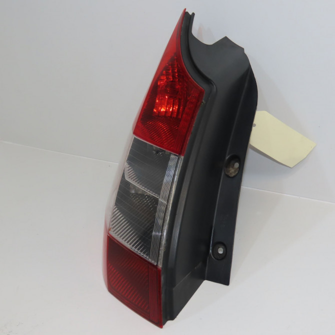 Feu arrière gauche occasion RENAULT SCENIC II Phase 1 03-2004->09-2006 1.6i 110ch 8200493374 2