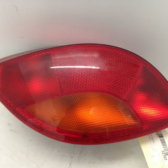 Feu arrière gauche occasion FORD KA I Phase 1 10-1996->10-2008 1.3i 1120331 1