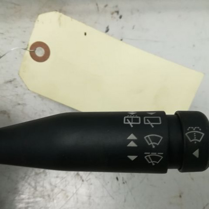 Bloc commodos occasion FORD FIESTA IV Phase 2 09-1999->09-2002 1.4i 1072957 2