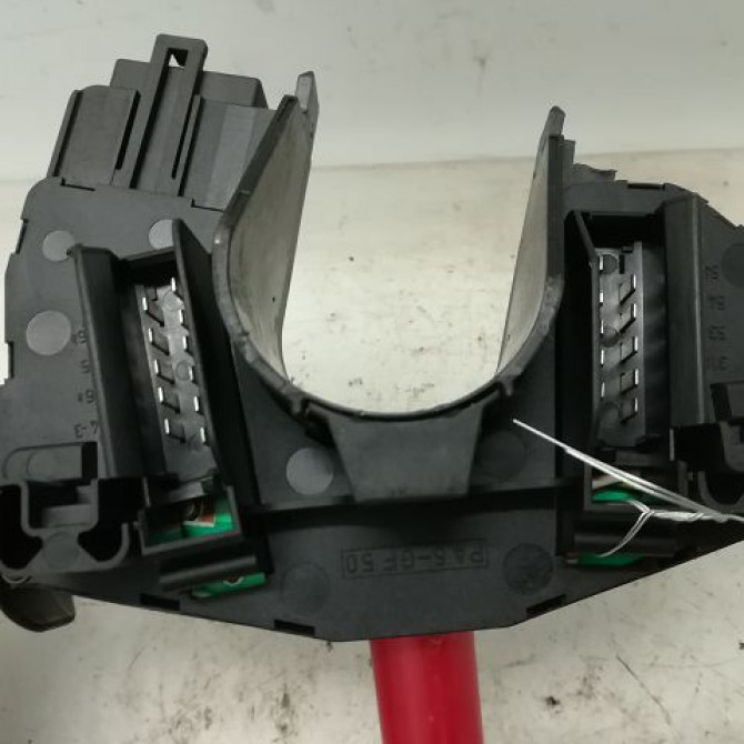 Bloc commodos occasion FORD FIESTA IV Phase 2 09-1999->09-2002 1.4i 1072957 4