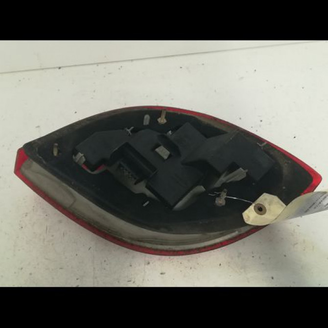 Feu arrière gauche occasion FORD KA I Phase 1 10-1996->10-2008 1.3i 1120331 2