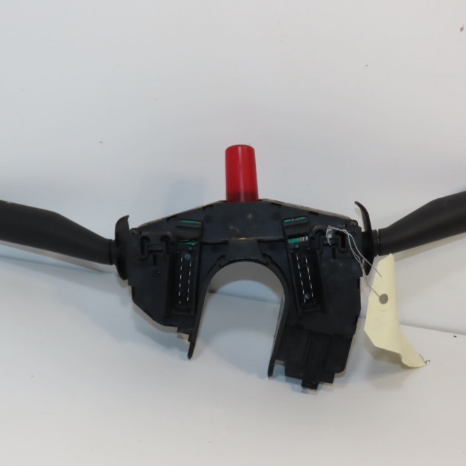 Bloc commodos occasion FORD FIESTA IV Phase 1 09-1995->09-1999 1.8 D 1072957 2