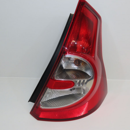 Feu arrière droit occasion DACIA SANDERO I Phase 1 06-2008->10-2012 1.4 MPI 75ch 6001551383
