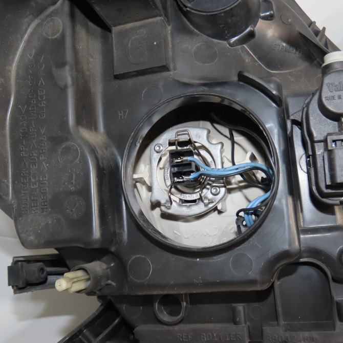 Phare gauche occasion RENAULT CLIO III Phase 1 09-2005->03-2009 1.5 DCI 70ch 260607570R 3