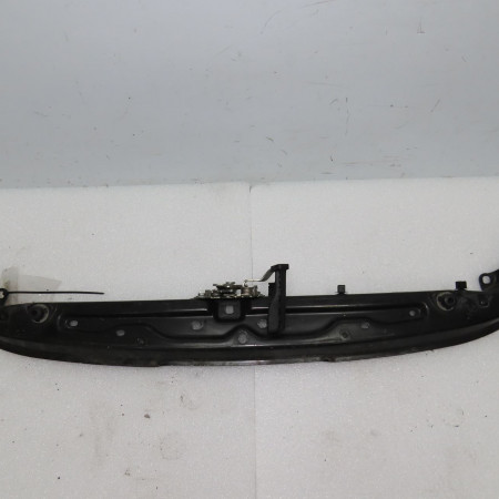 Traverse supérieure armature avant occasion PEUGEOT 206 + Phase 1 03-2009->05-2013 1.4 HDI 70ch 7106H8