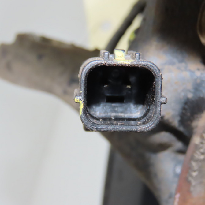 Moyeu avg occasion KIA SPORTAGE IV Phase 1 04-1995->04-1999 1.7 CRDI 140ch 51750C1000 4