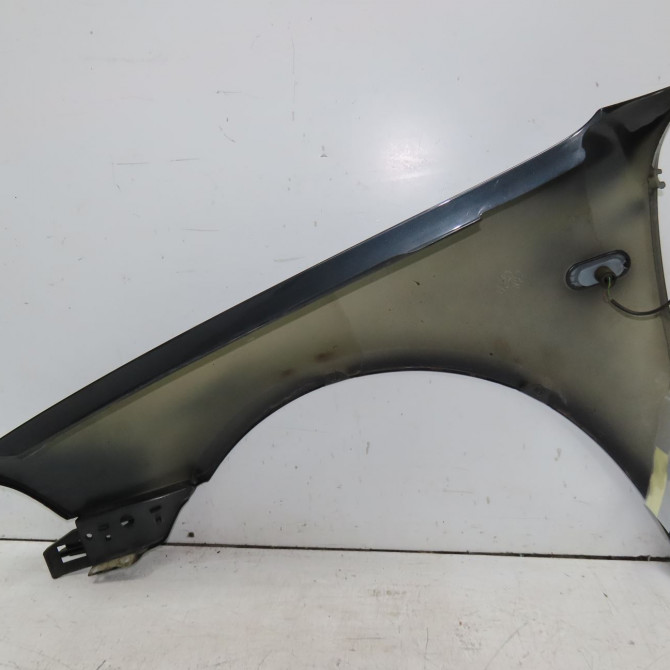 Aile avant droite occasion VOLKSWAGEN PASSAT IV Phase 2 10-2000->03-2005 1.9 TDI 100ch 3B0821106E 2