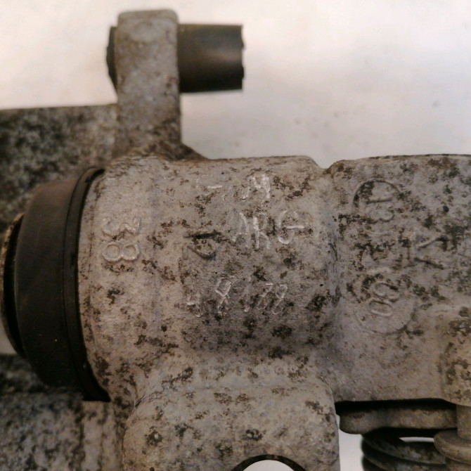 Etrier de frein arrière gauche occasion RENAULT ESPACE IV Phase 2 03-2006->07-2012 7701049108 2